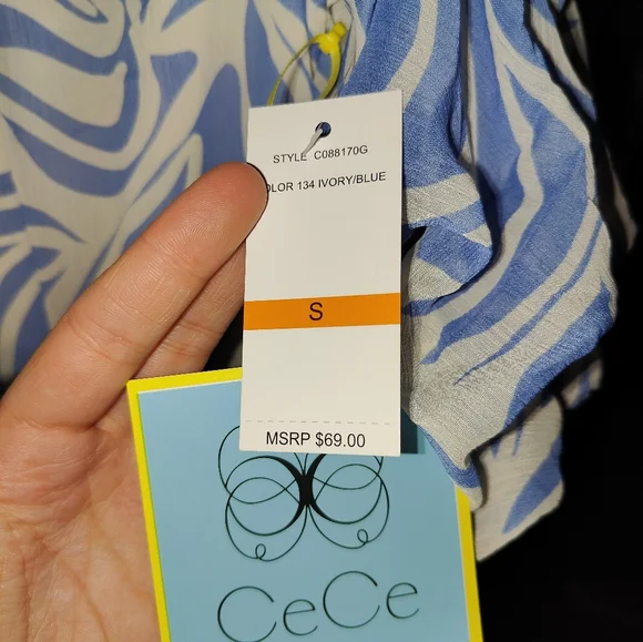 Spring Ruffly Top - Picture 3 of 3